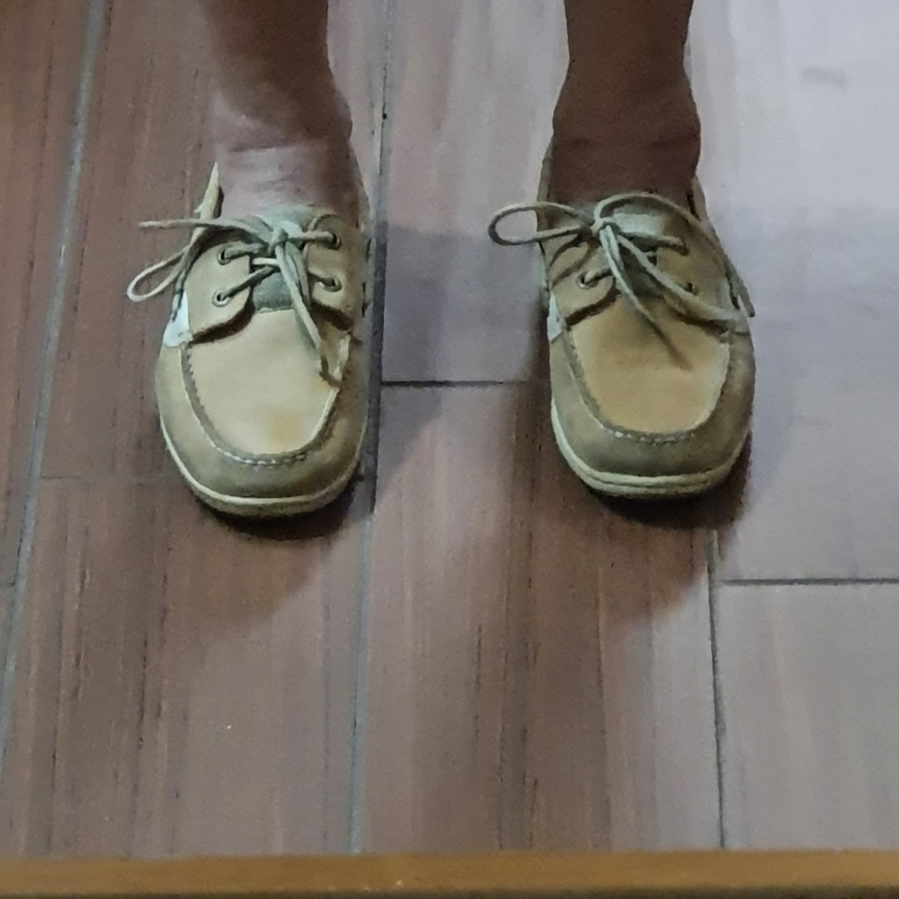 Shoes - Picture 6 of 6